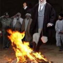 [18+] Iraakse sjiitische (huur)terroristen vermoorden en mutileren Syrische burger.