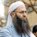 Iraanse Rechtbank in Libanon legt Sheikh Ahmad Al Aseer doodstraf op.